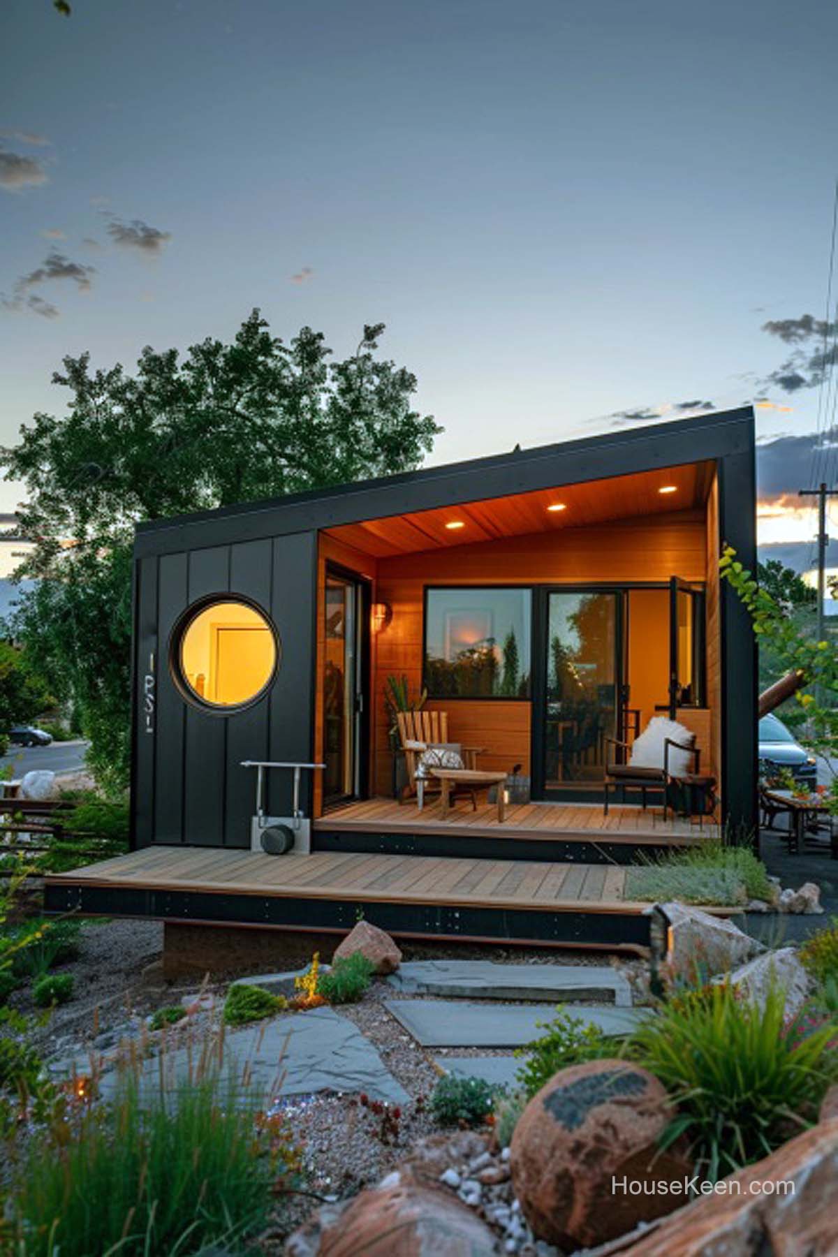11 Tiny House Ideas With Covered Decks That Just Work